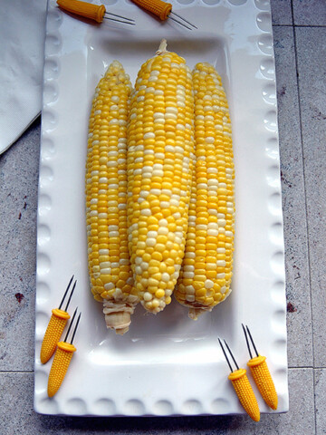 Corn on the Cob on a platter