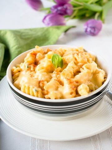 italian mac n cheese in a bowl