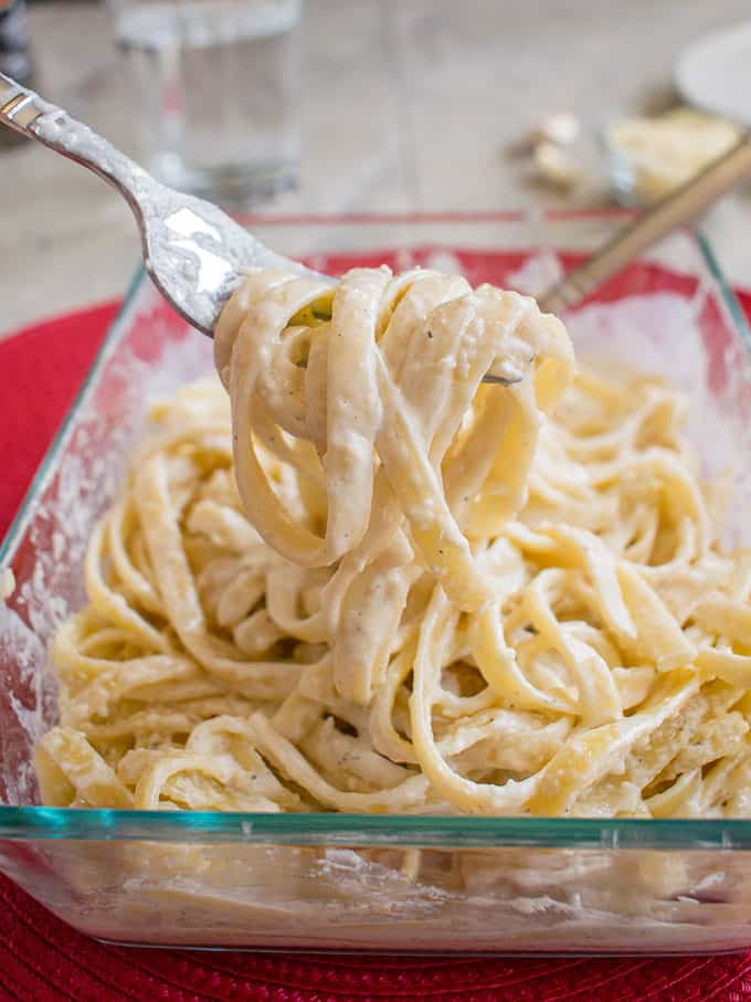 Garlic Alfredo Sauce (The Best!) - Cooking with Mamma C