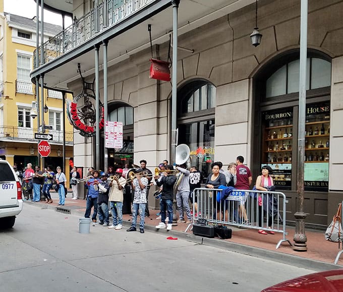 Street musicians in New Orleans' French Quarter Photo - New Orleans Restaurants and Highlights from Our Trip #neworleans #neworleanstravel #nola 