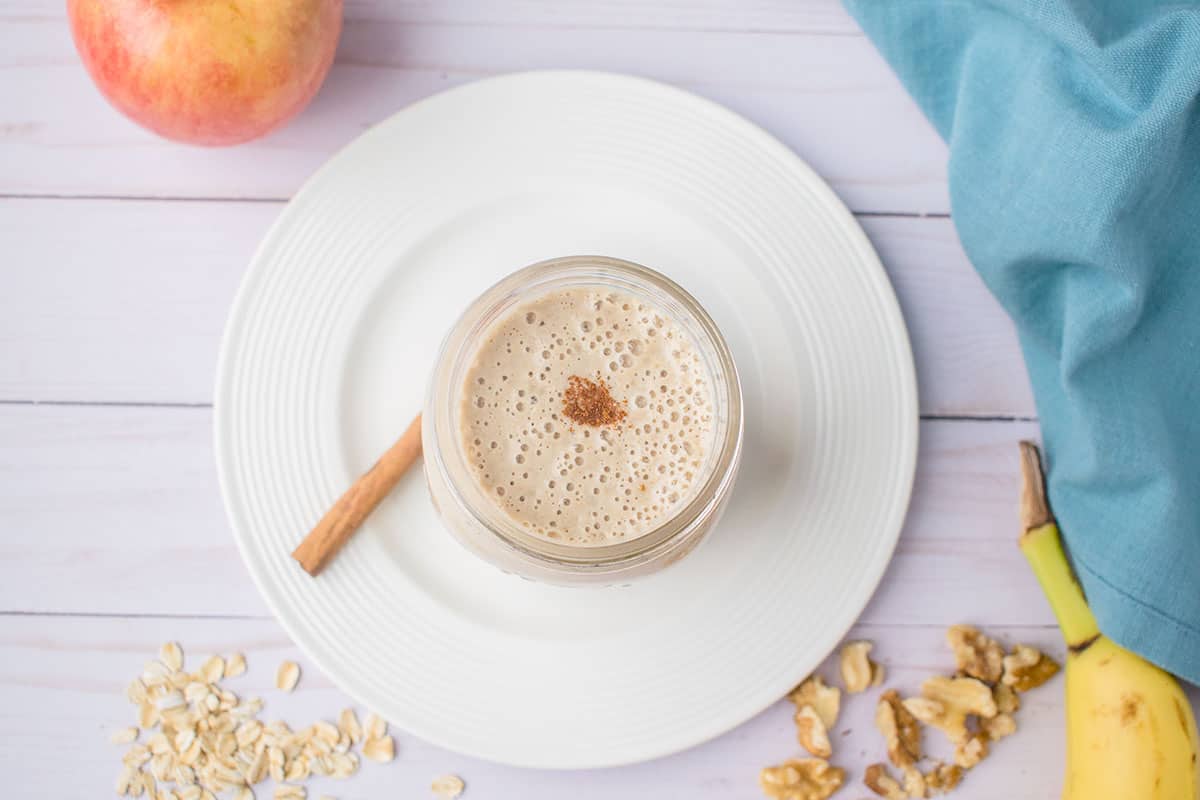 cinnamon-apple-smoothie-with-oats-cooking-with-mamma-c