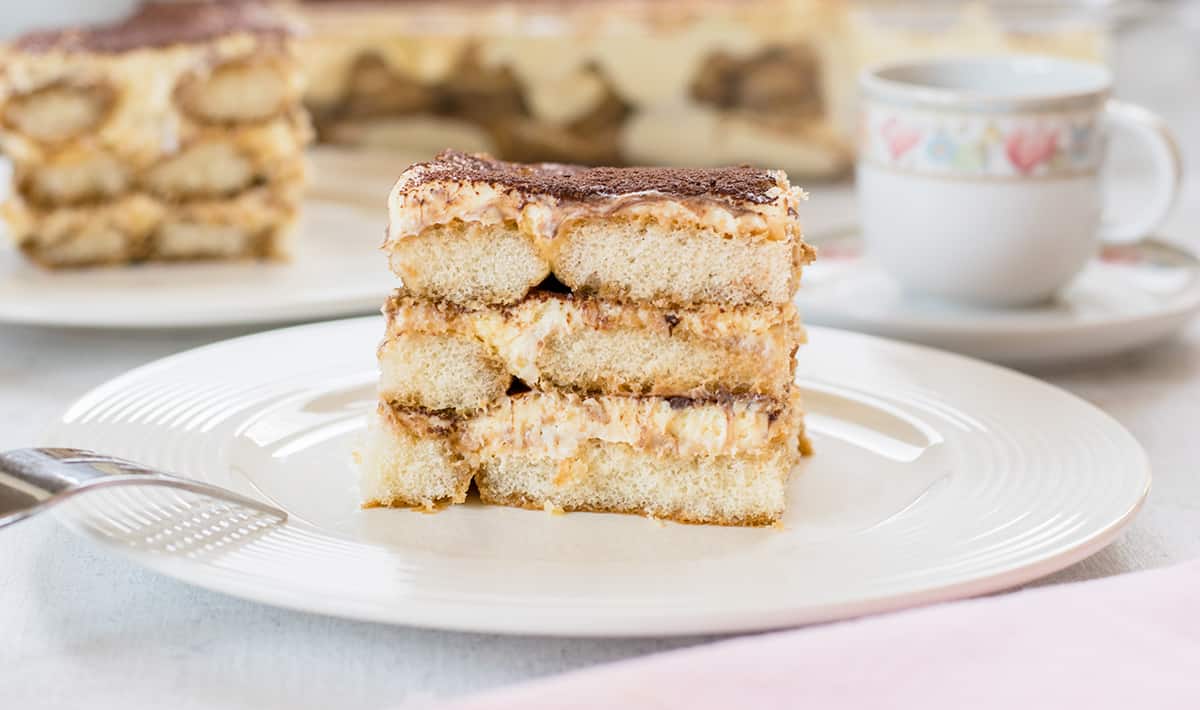 https://cookingwithmammac.com/wp-content/uploads/2021/03/FB-Traditional-Tiramisu-Recipe-Image.jpg