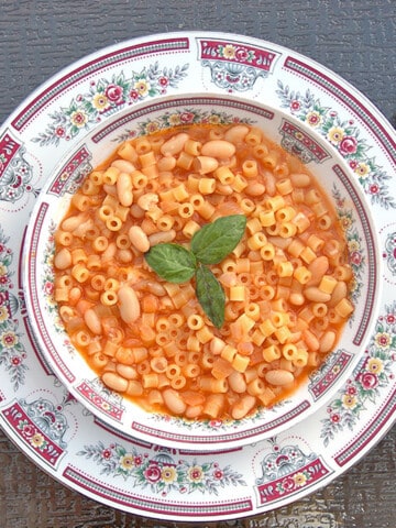 bowl of pasta e fagioli