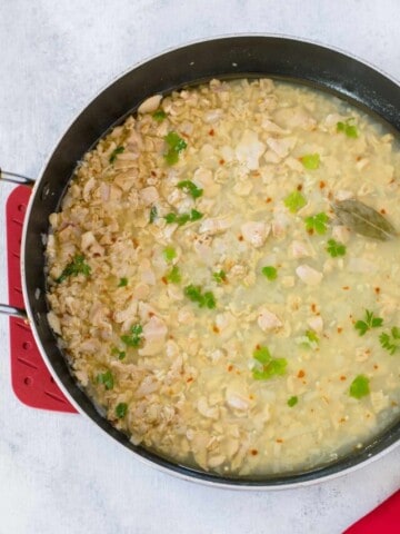 cropped-White-Wine-Clam-Sauce-for-Pasta-Image.jpg
